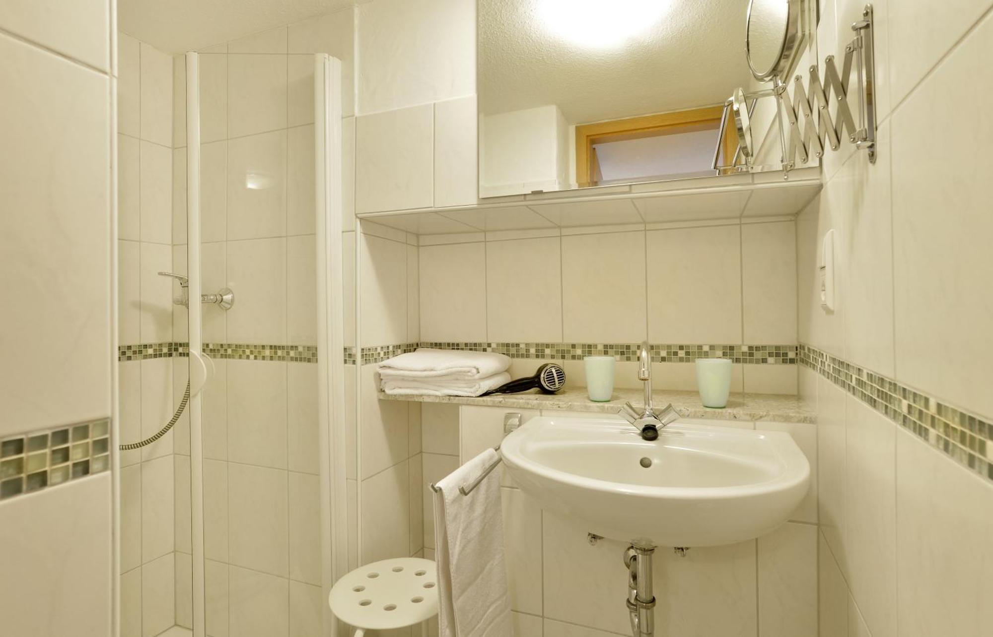 By Weingut Hommes In Mosel Apartment Ernst